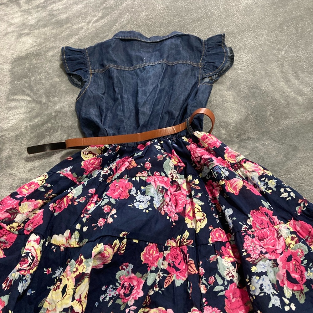 NWOTS Little Girls Dress - Picture 9 of 9